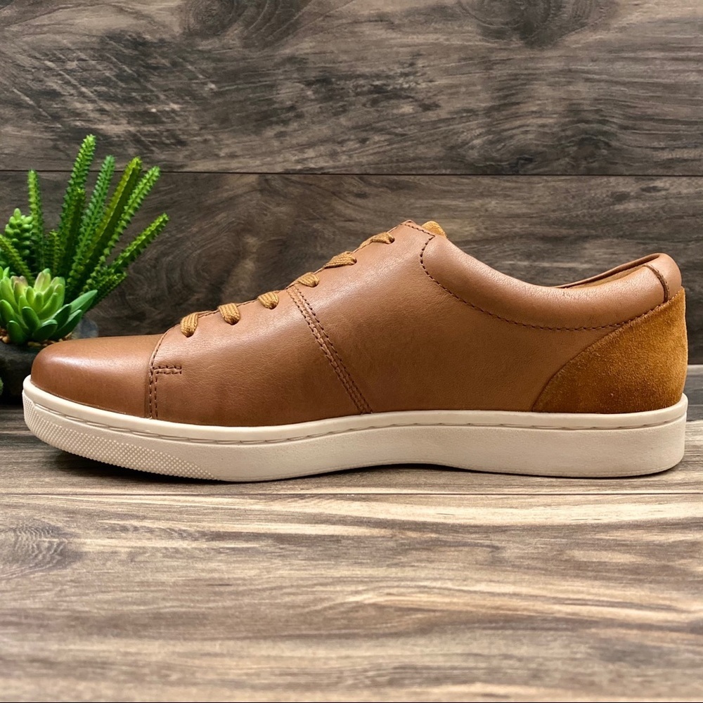 NIB Clarks Kitna Vibe Casual Comfort Sneakers Tan - Picture 5 of 10